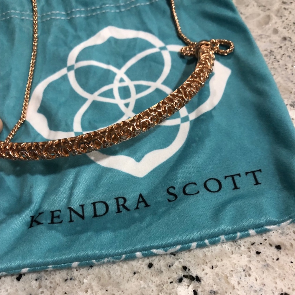 Kendra Scott Scottie Hi Low Curved Necklace